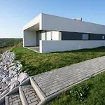 빌라 In Portugal With Sea View & Pool 로리냐