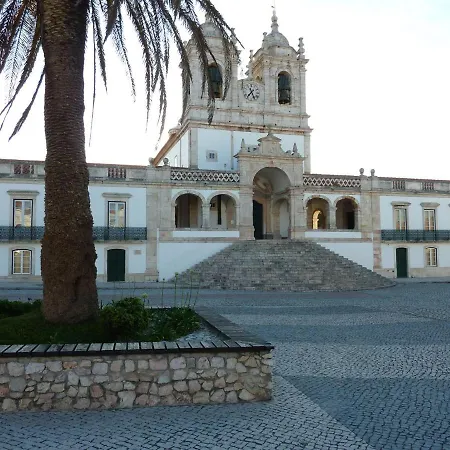 빌라 In Portugal With Sea View & Pool