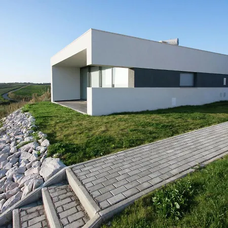 فيلة In Portugal With Sea View & Pool لورينها
